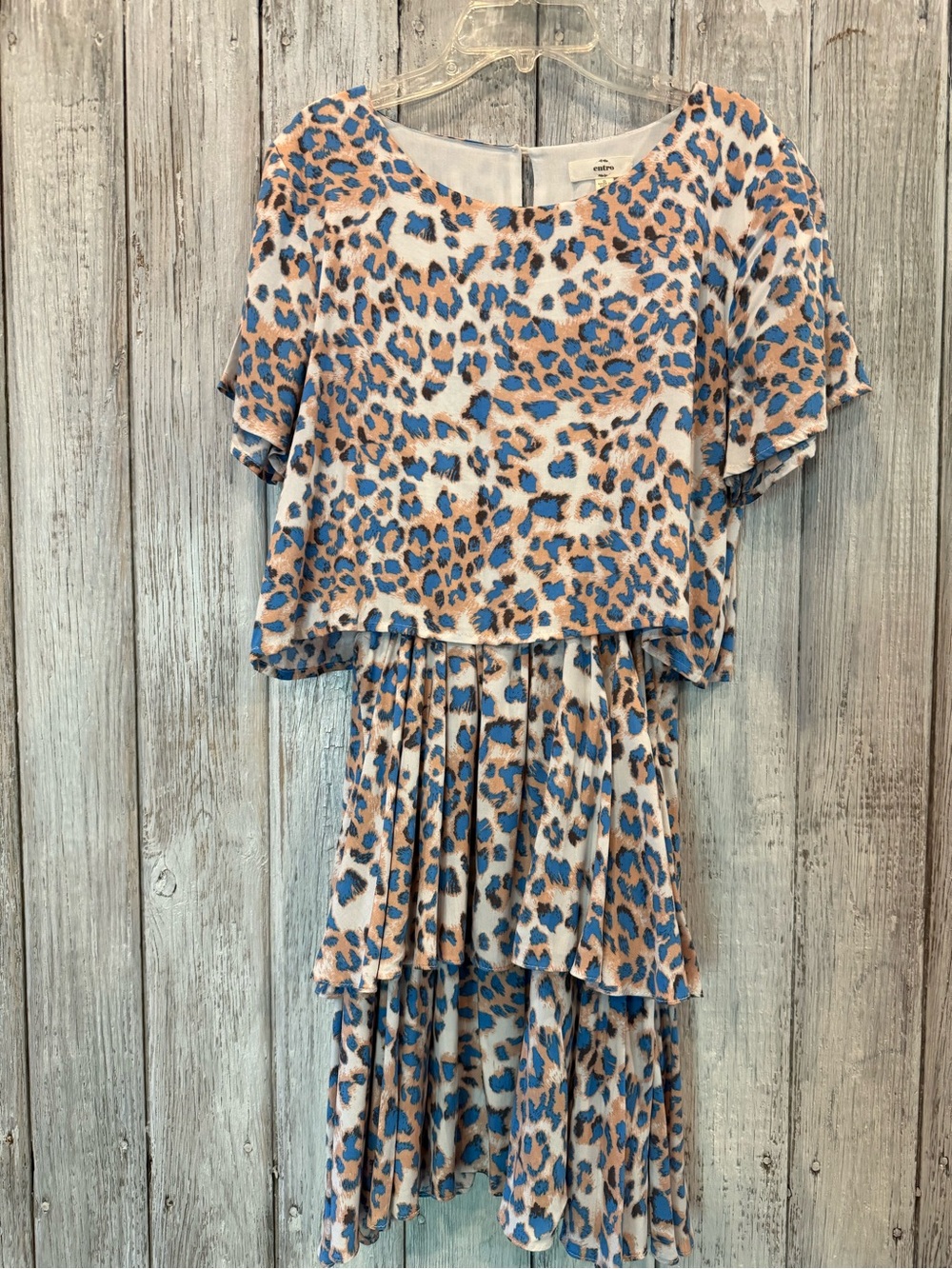 entro Blue and Tan Leopard Print Tiered Dress